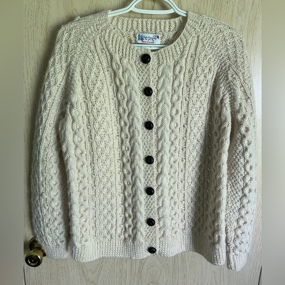 Fabulous Handmade Irish Fisherman Intricate Cable Knit Sweater Ivory Sz Small - Picture 1 of 10